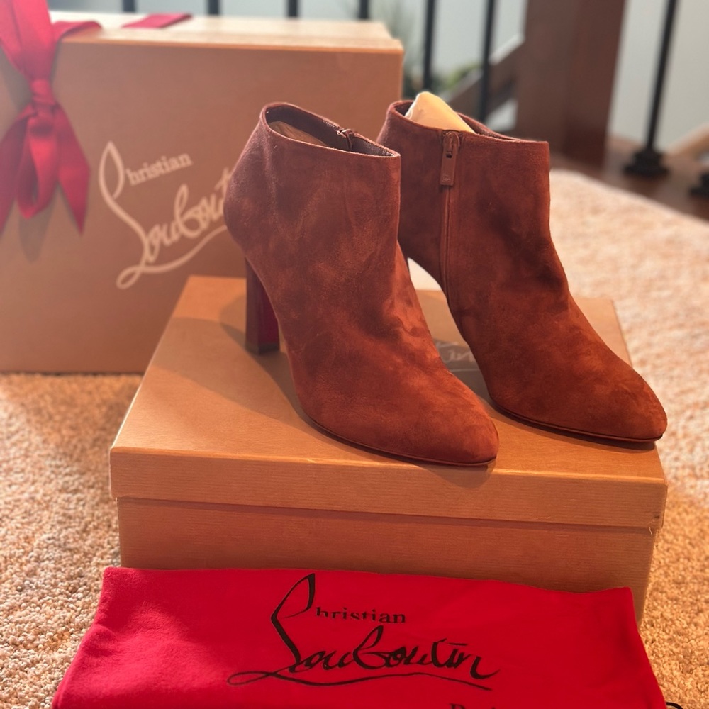 NEW Eleonor 85 Veau Velours Christian Louboutin bootie. Ecorce Brown Size 38 7.5
